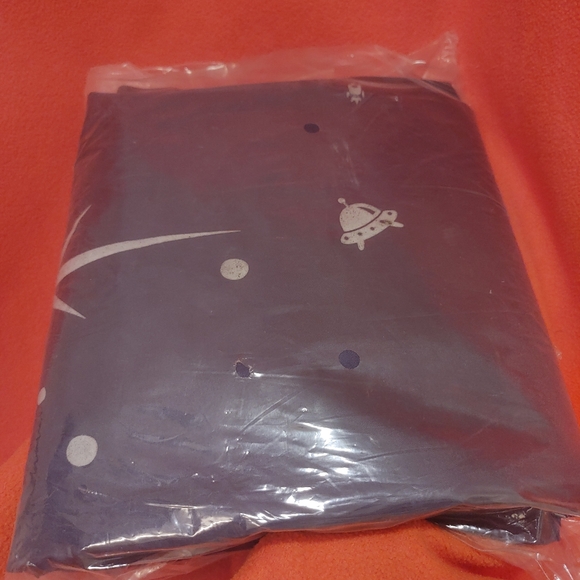 Tiny Land Glow In The Dark Space Fort Tent 9.4" X 12.6" - Picture 8 of 9